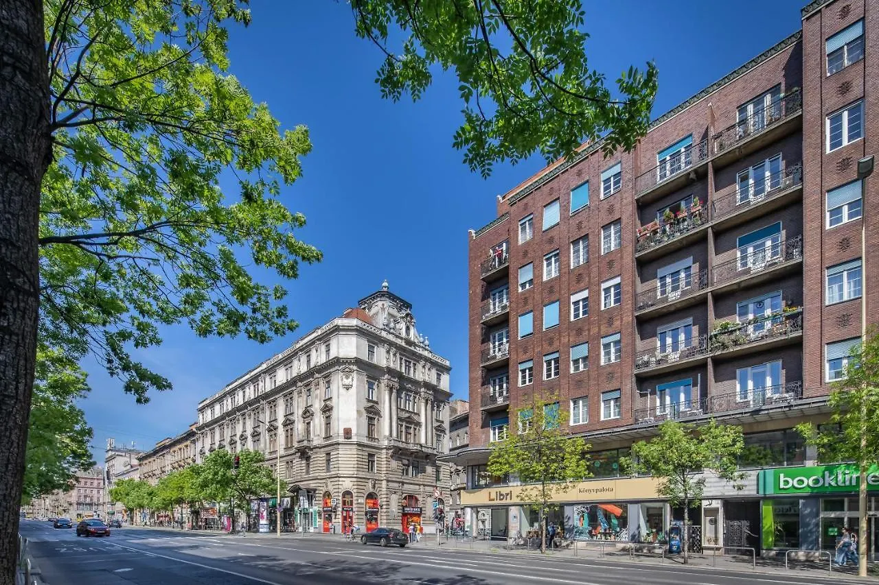 Apartment Absolute Central - New - Sunny Budapest Hungary